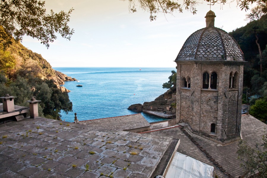 Quels sont les sites touristiques à visiter près de San Fruttuoso ?